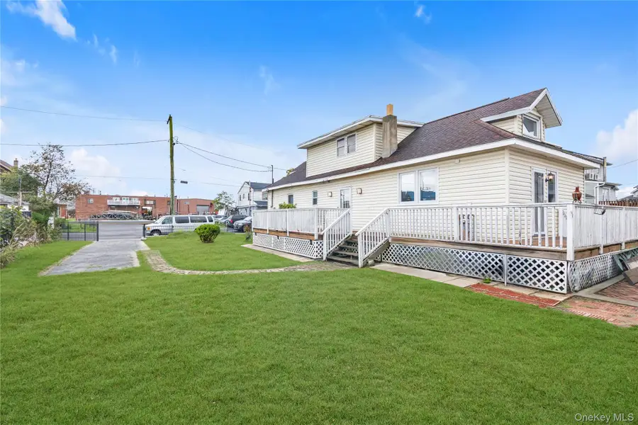 10 3rd Street, Rosedale, NY 11422 - Image #2