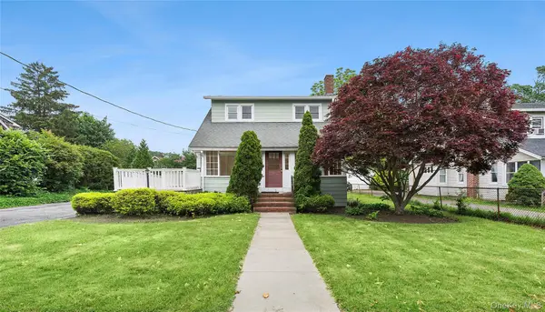 1018 Roanoke Avenue, Riverhead, NY 11901