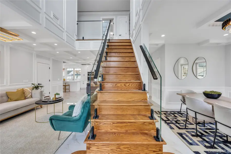 157 4th Street, Hicksville, NY 11801 - Image #3