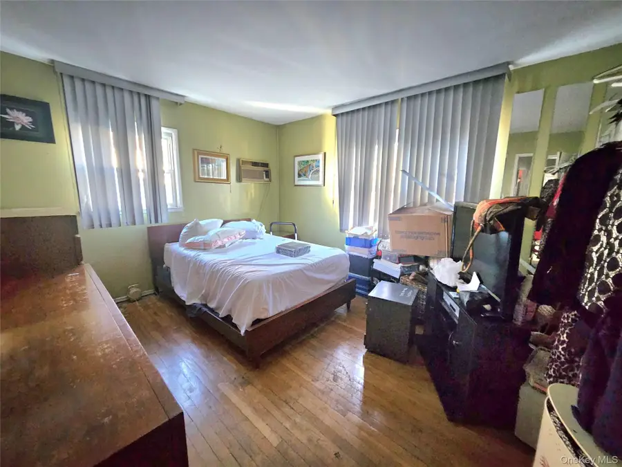 153-27 Foch Blvd, Jamaica, NY 11434 - #2