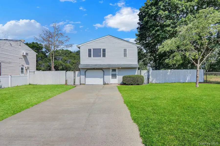 101 Miller Avenue, Central Islip, NY 11722 - Image #3