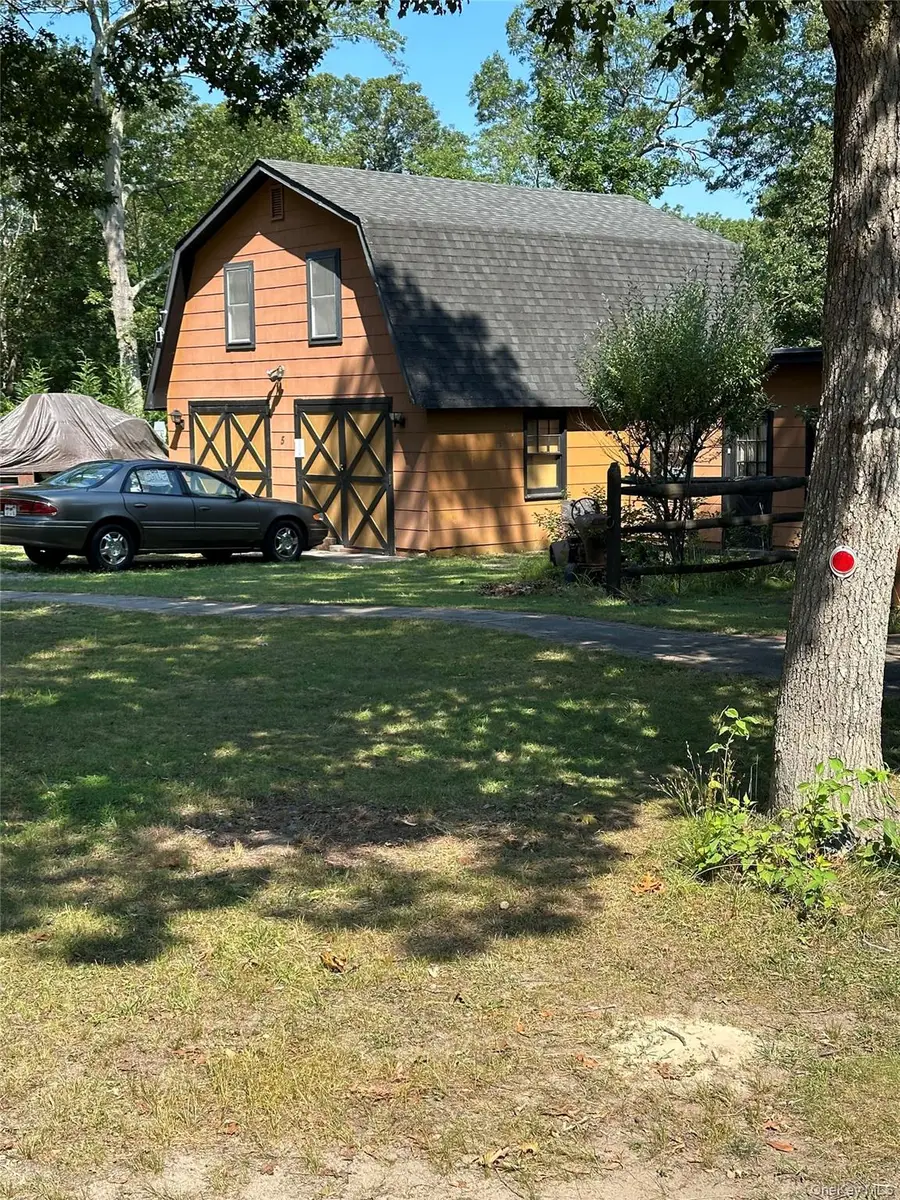 5 Avon Lane, Middle Island, NY 11953 - Image #2