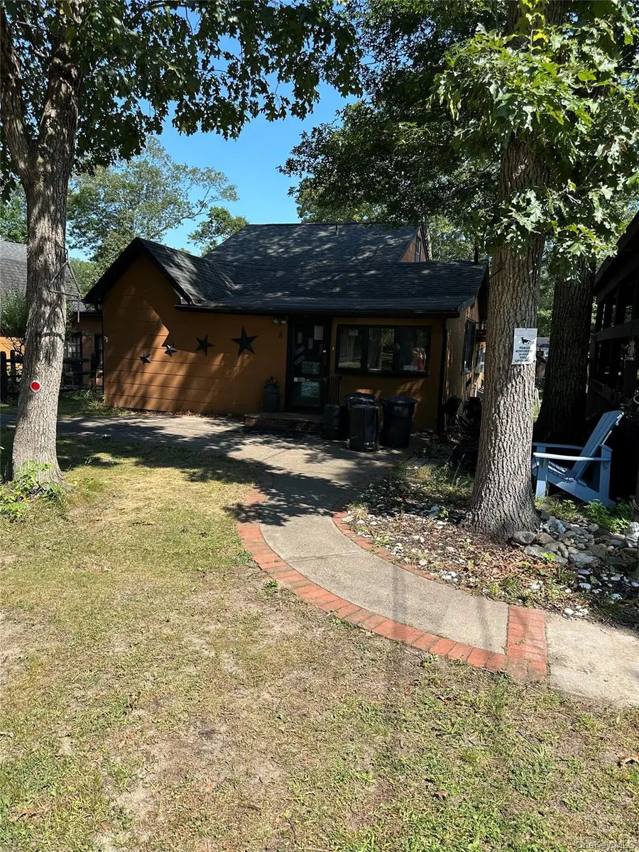 5 Avon Lane, Middle Island, NY 11953 - Image #3