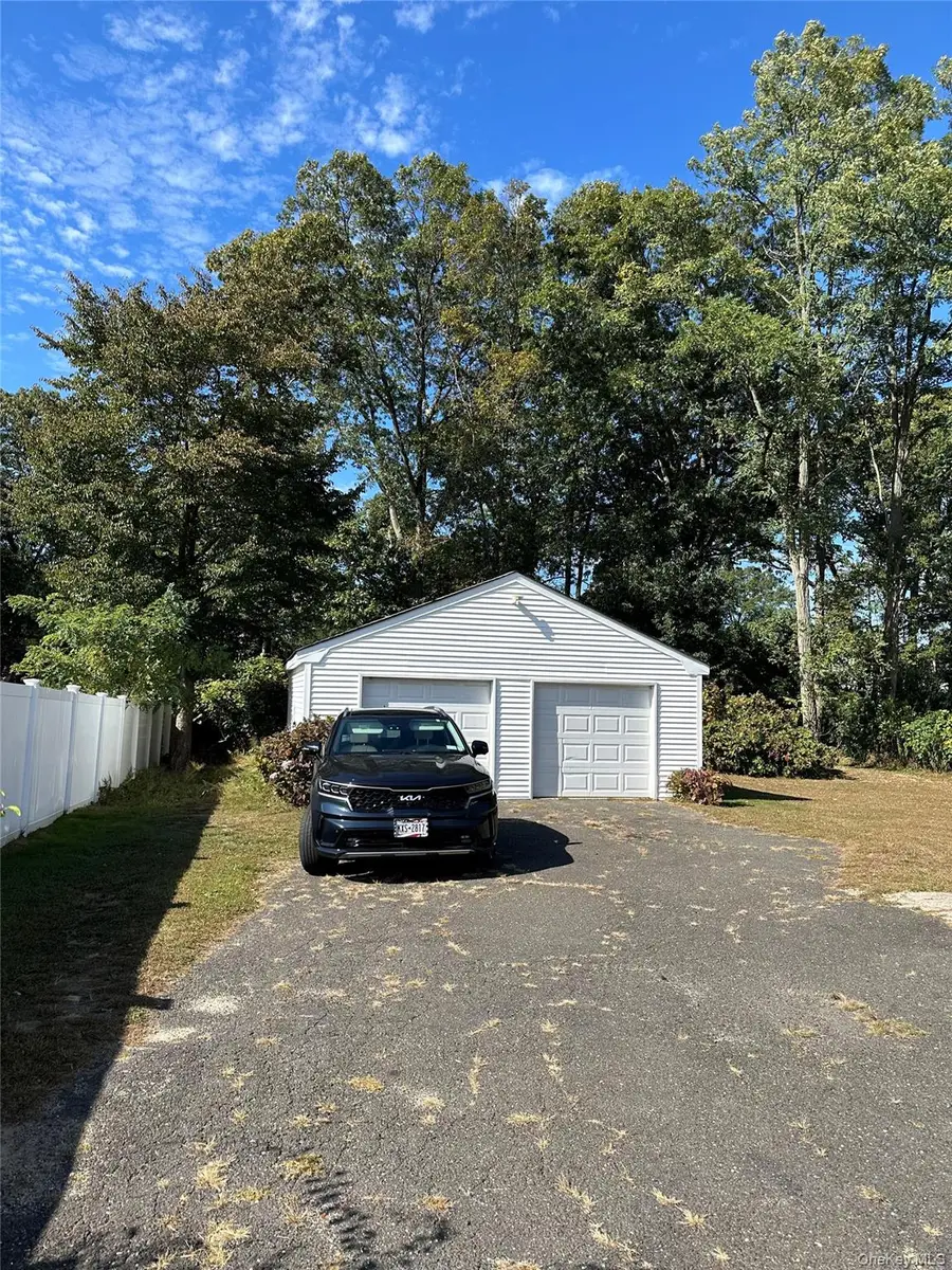100 Marshall Drive, Selden, NY 11784 - Image #3