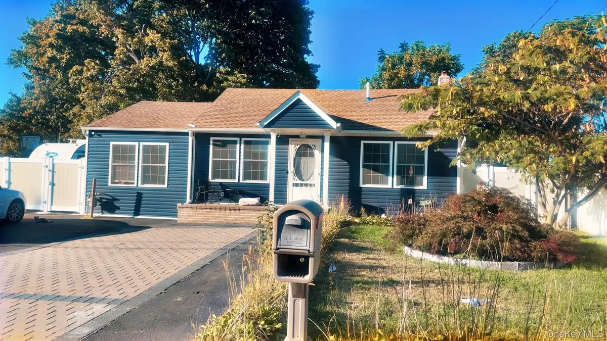 82 Saint Peters Drive, Brentwood, NY 11717 - Image #1