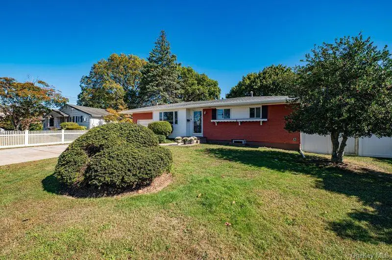 191 E. 2nd Street, Deer Park, NY 11729 - Image #2