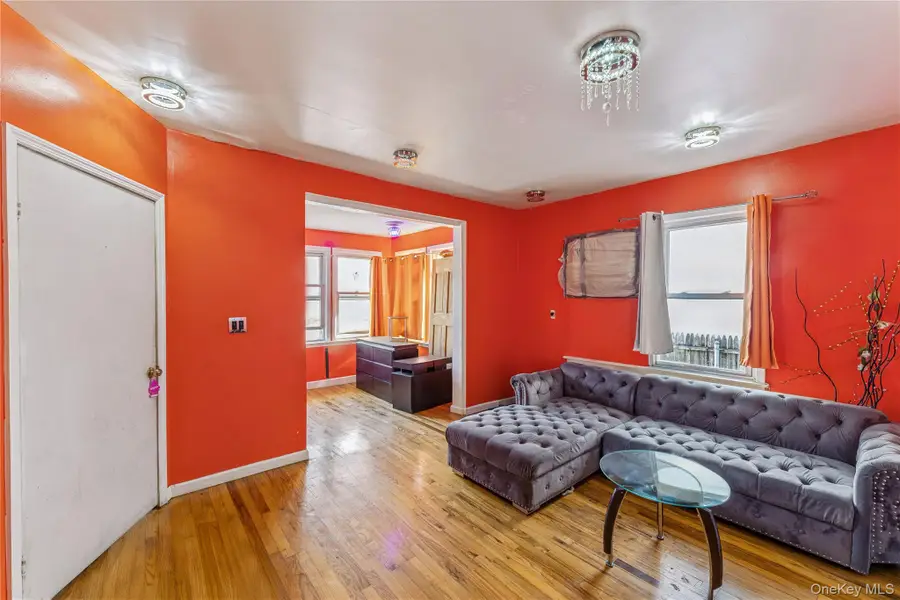 19431 114th Road, Saint Albans, NY 11412 - Image #2