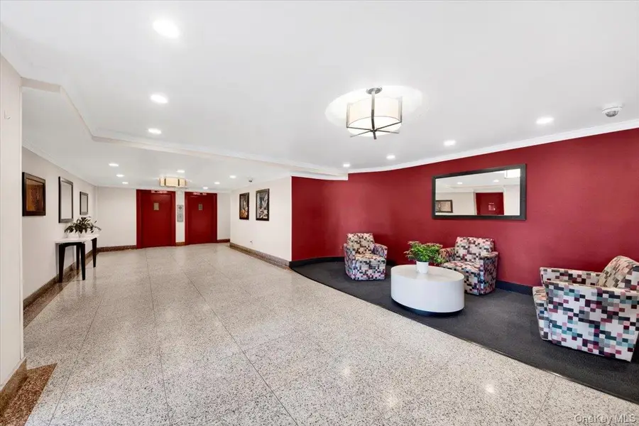 20 Secor Place #2T, Yonkers, NY 10704 - Image #2