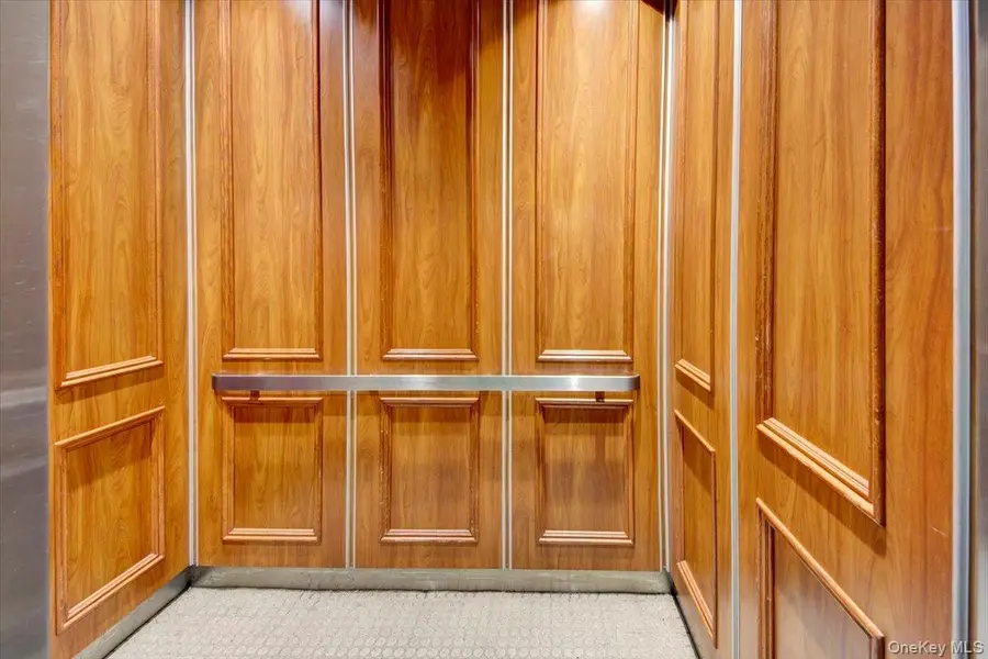 20 Secor Place #2T, Yonkers, NY 10704 - Image #3