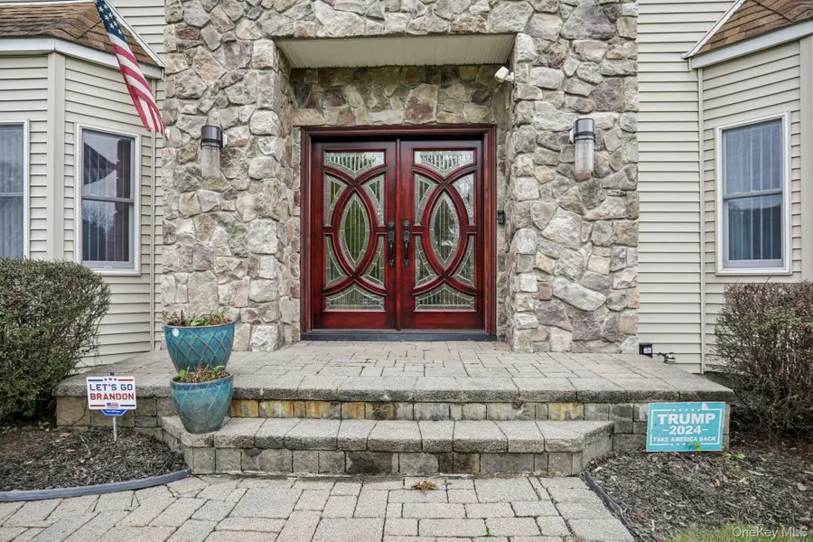 4 Isaac Drive, Pomona, NY 10970 - Image #2