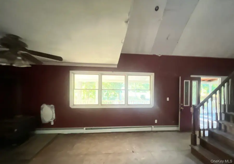 225 Rocky Point Landing Road, Rocky Point, NY 11778 - Image #3