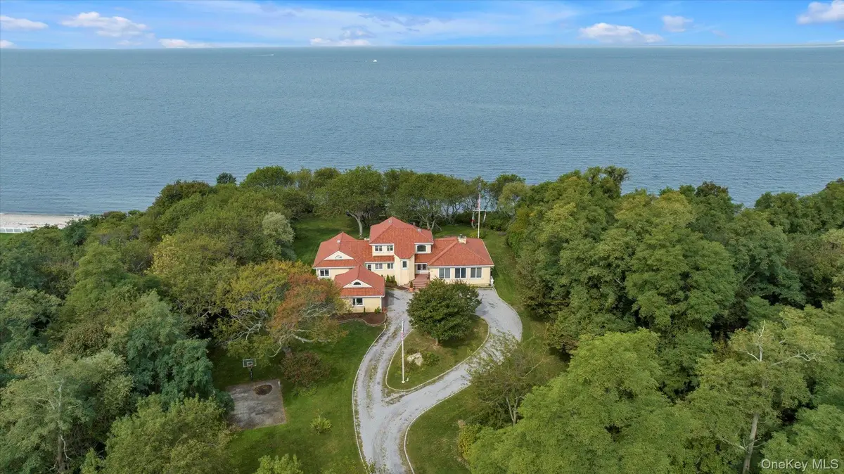 3400 Dignans Road, Cutchogue, NY 11935 - Image #1