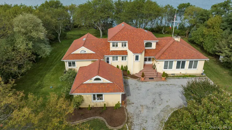 3400 Dignans Road, Cutchogue, NY 11935 - Image #2