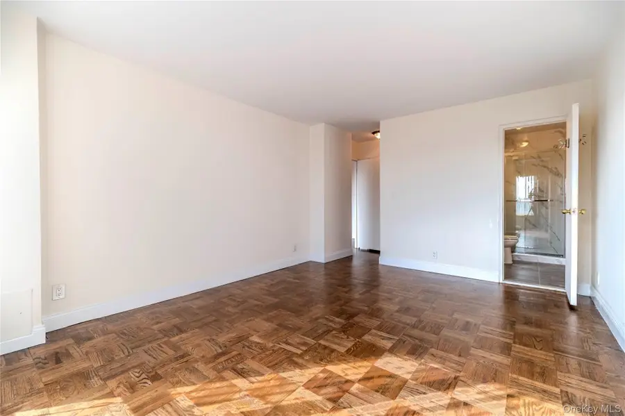 166-25 Powells Cove Boulevard #10G, Whitestone, NY 11357 - Image #3