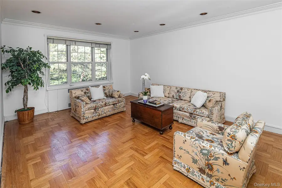 3 Midland Gardens #3K, Bronxville, NY 10708 - Image #3