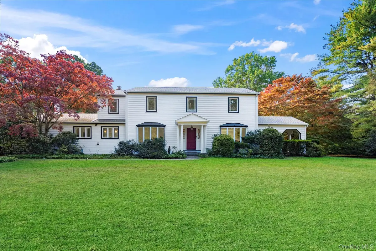 897 Ripley Lane, Muttontown, NY 11771 - Image #1