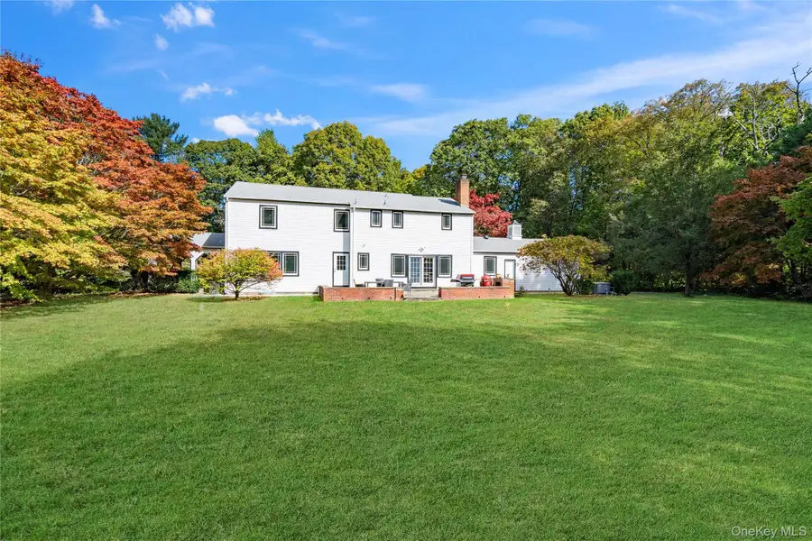 897 Ripley Lane, Muttontown, NY 11771 - Image #3