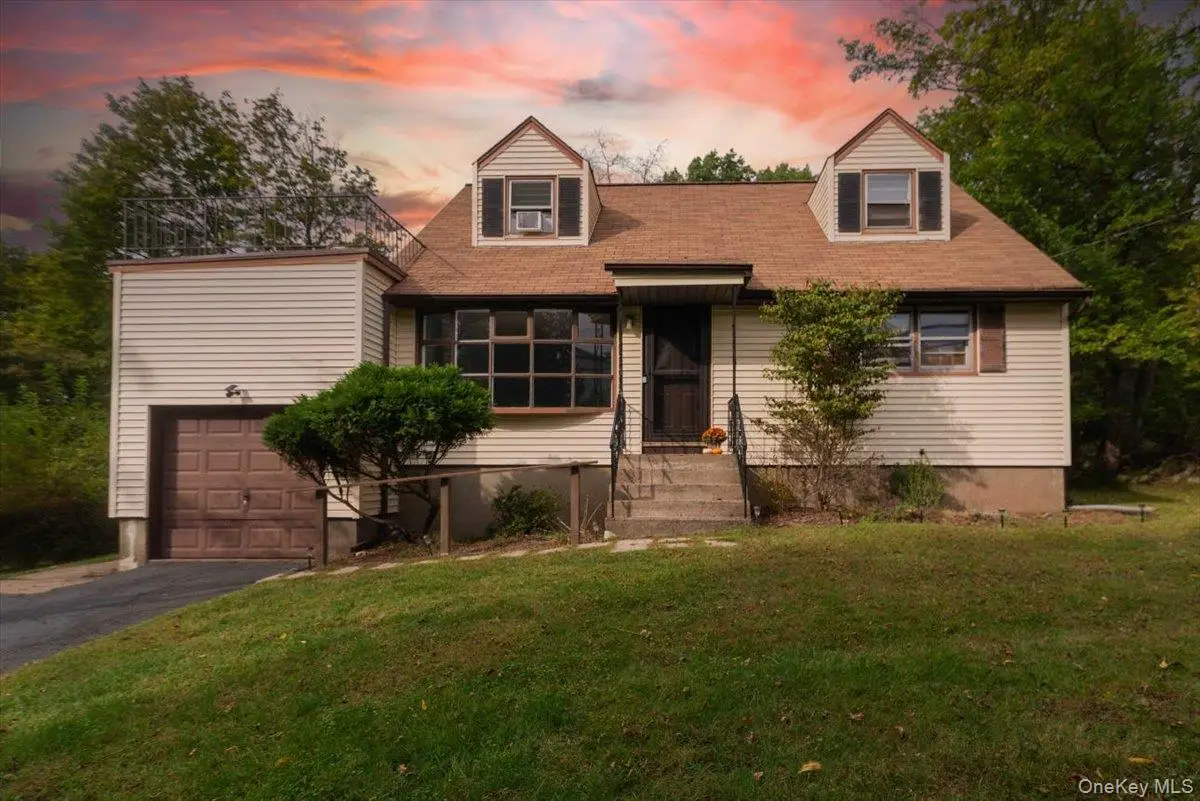 160 E Willow Tree Road, Spring Valley, NY 10977 - Image #1