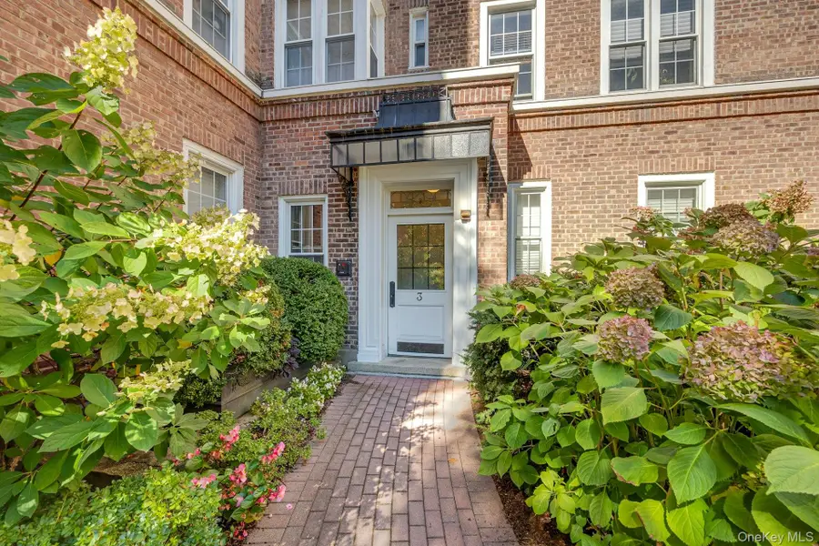 3 Midland Gardens #3H, Bronxville, NY 10708 - Image #3