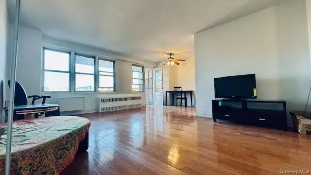 43-10 Kissena Boulevard #7J, Flushing, NY 11355 - Image #2