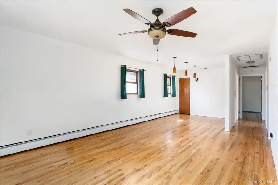 6 Merle Place, Deer Park, NY 11729 - Image #3