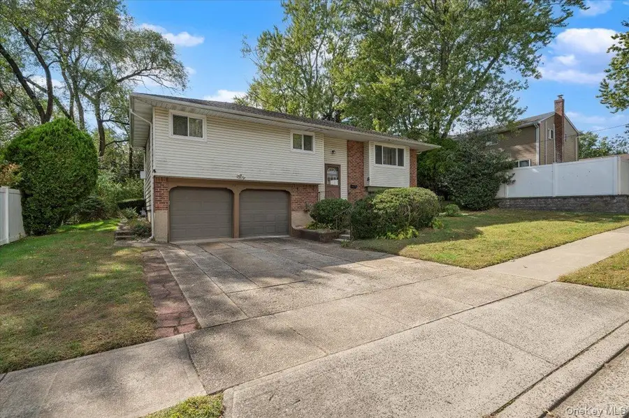 330 Key Place, Jericho, NY 11753 - Image #2