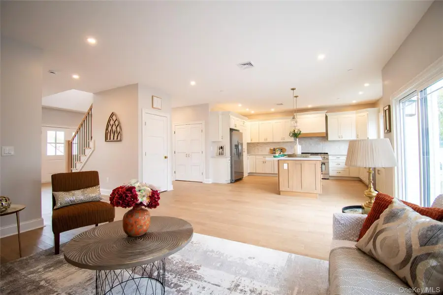 3004 Harbor Street, Baldwin Harbor, NY 11510 - Image #3