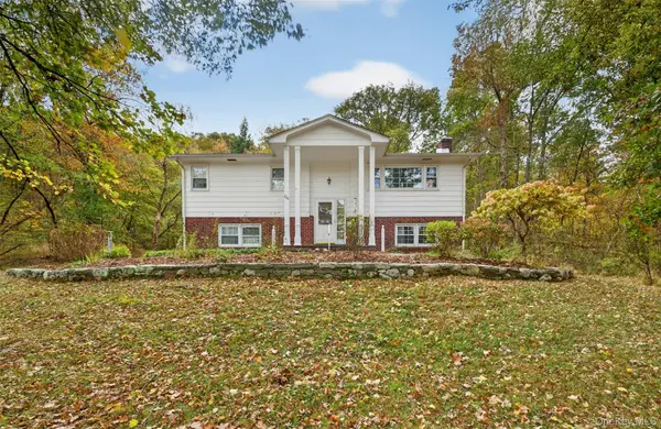 111 Tillson Lake Road, Wallkill, NY 12589