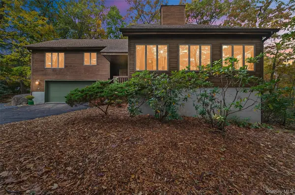 18 St Thomas Place, Highland Falls, NY 10928