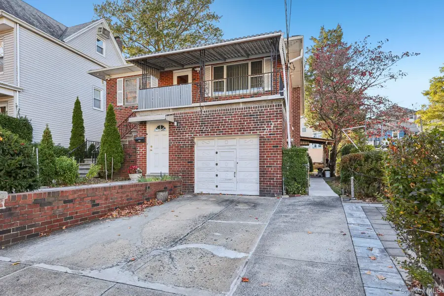 35 Sterling Avenue, Yonkers, NY 10704 - Image #2