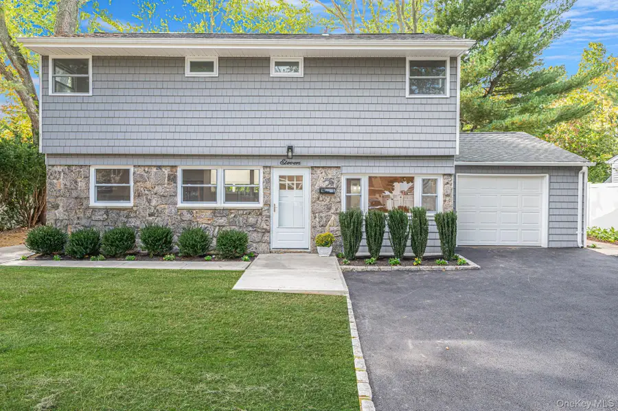 11 Lucille Lane, Commack, NY 11725 - Image #2