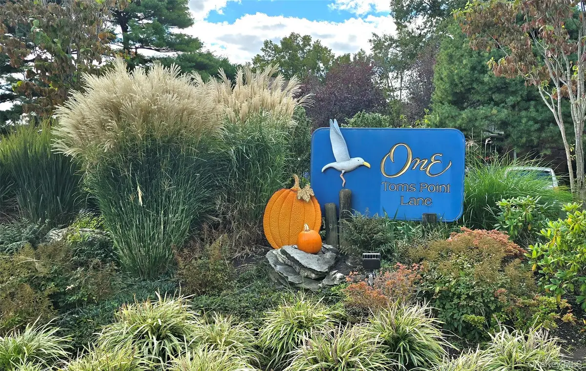 1 Toms Point Lane #4A, Port Washington, NY 11050 - Image #1