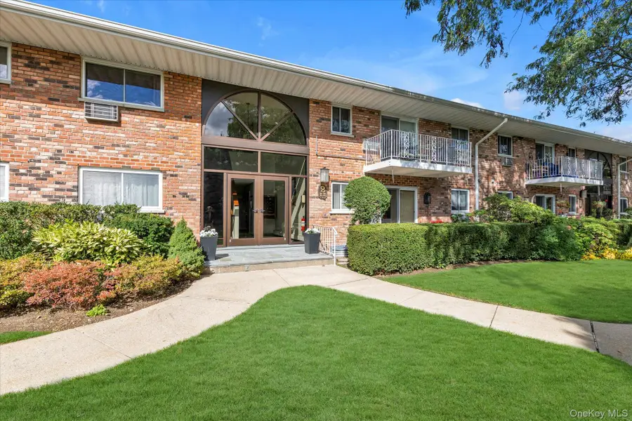 1 Toms Point Lane #4A, Port Washington, NY 11050 - Image #2