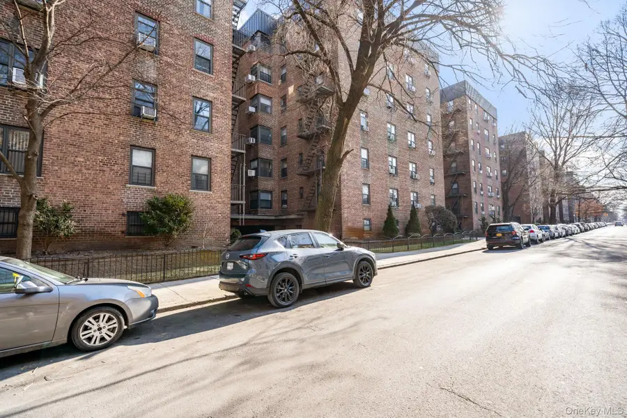 32-25 88 St. #510, East Elmhurst, NY 11369 - Image #2