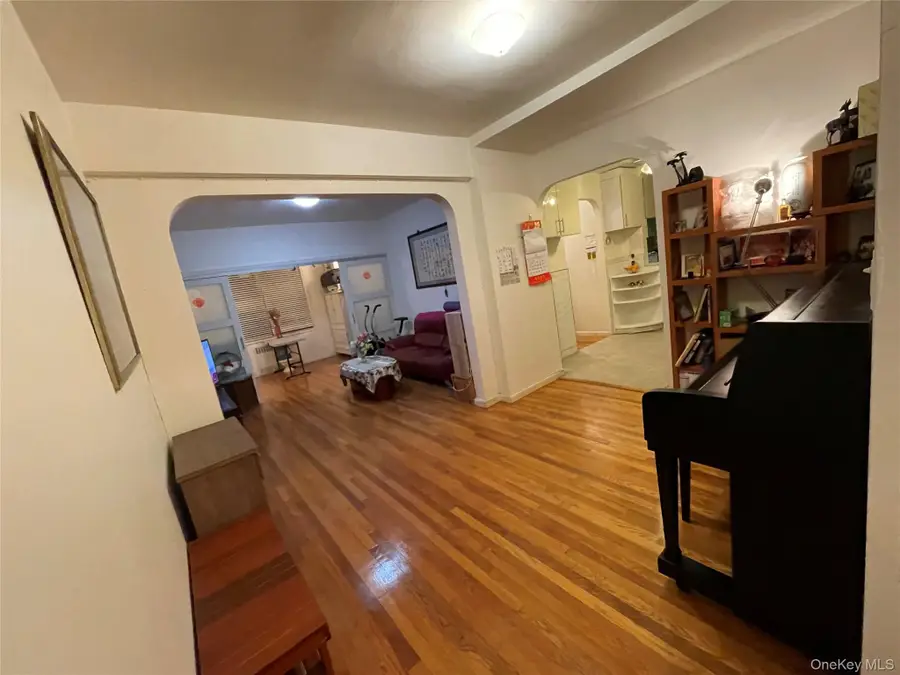 63-60 102nd Street #D7, Rego Park, NY 11374 - Image #3