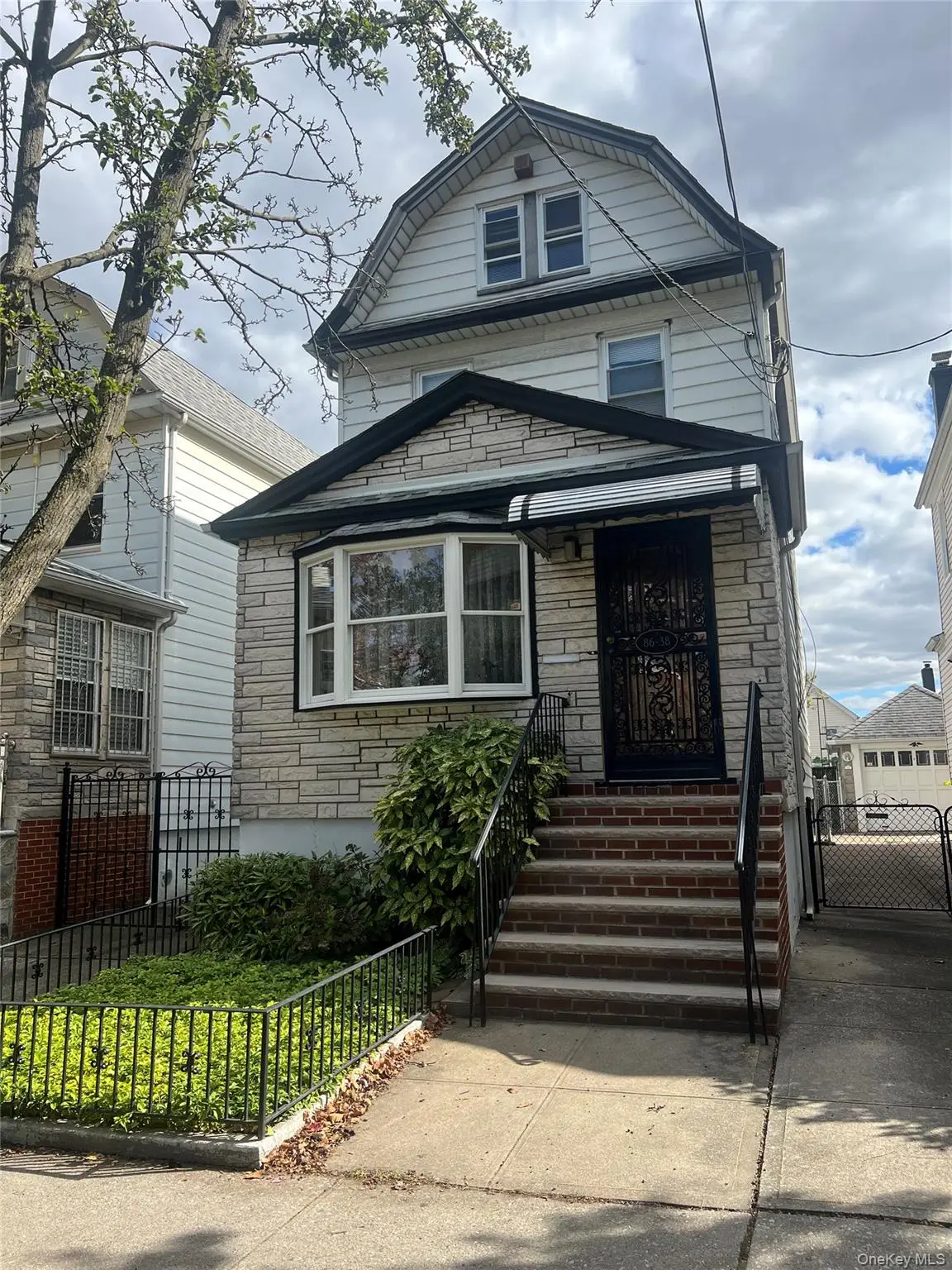 86-38 54 Avenue, Elmhurst, NY 11373 - Image #1