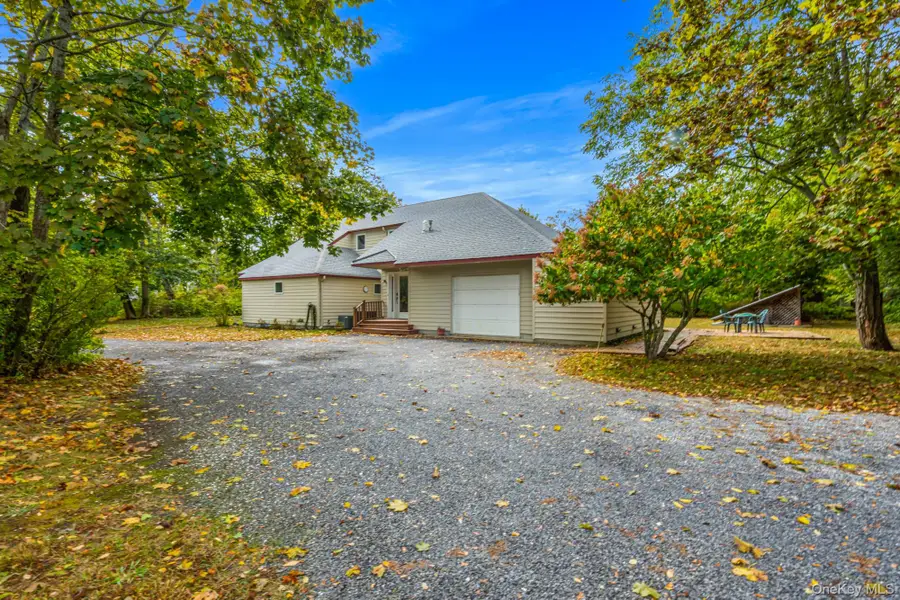 150 Montauk Highway, Westhampton, NY 11977 - Image #2