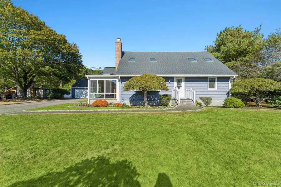 15 Cedar Street, Center Moriches, NY 11934 - Image #2