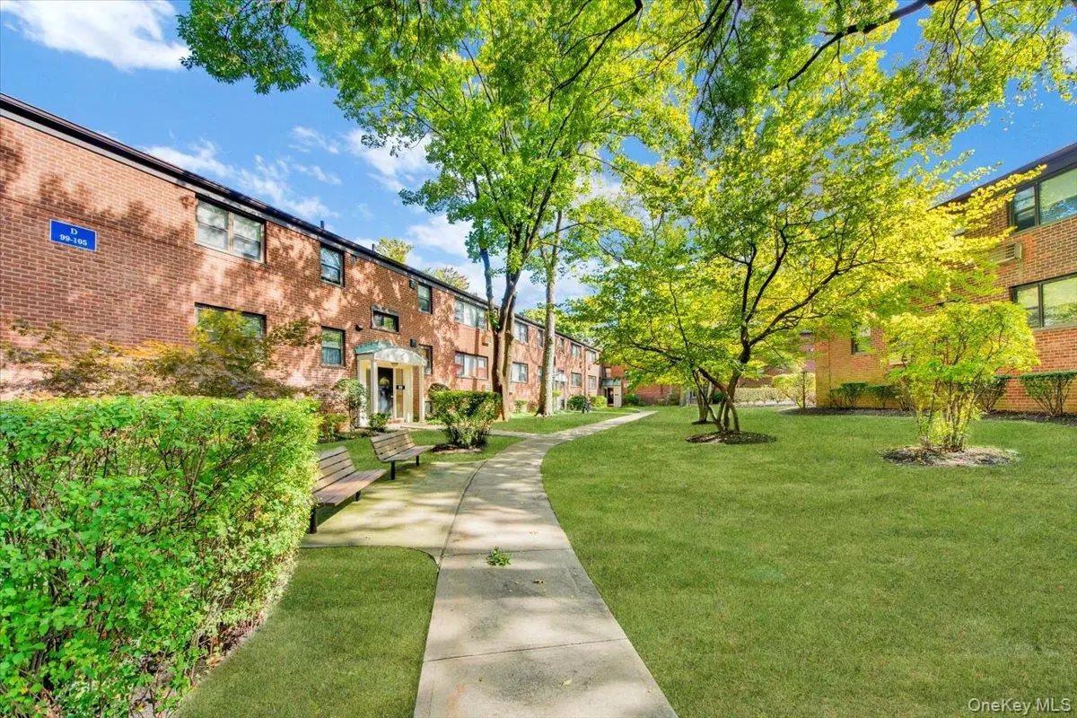 101 Beacon Hill Drive #13, Dobbs Ferry, NY 10522 - Image #1