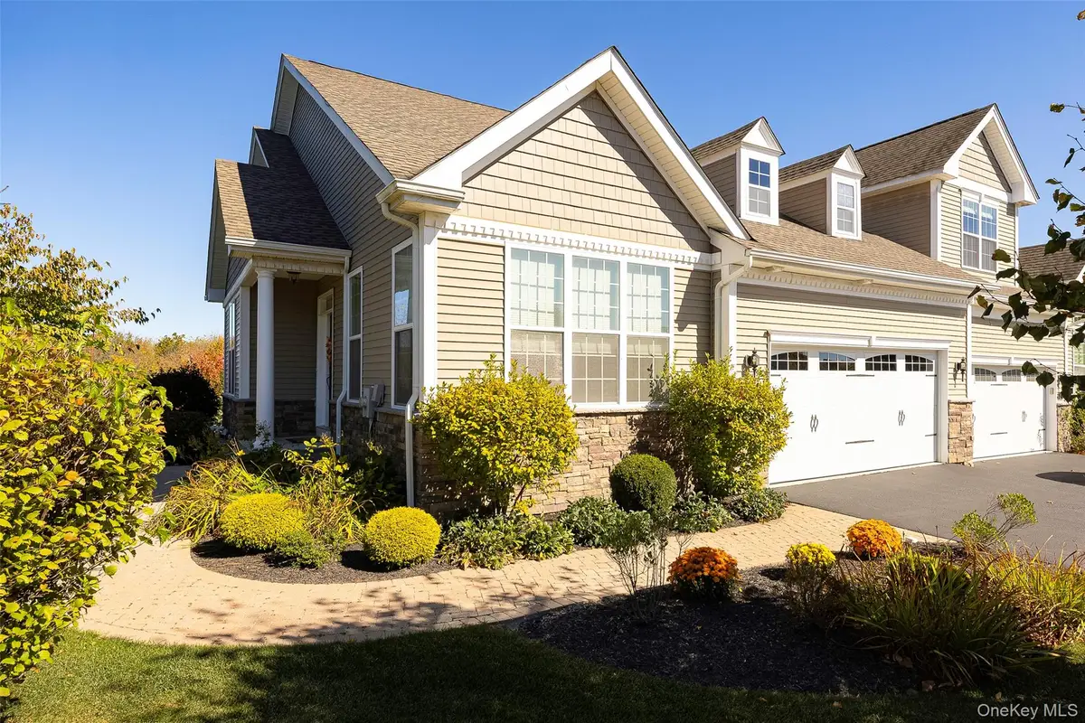 4 Avondale Lane, Wappingers Falls, NY 12590 - Image #1