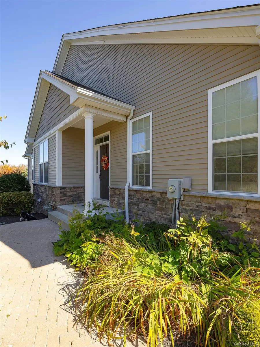 4 Avondale Lane, Wappingers Falls, NY 12590 - Image #3