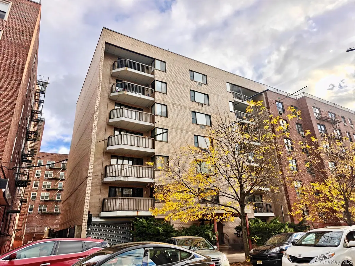 13446 Maple Avenue #1C, Flushing, NY 11355 - Image #1