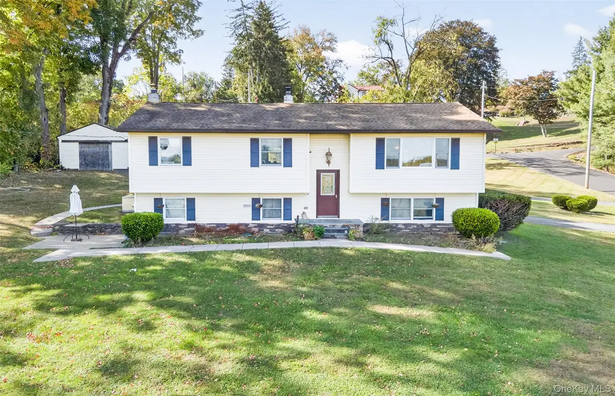 7 Mount Rose Road, Marlboro, NY 12542 - Image #1