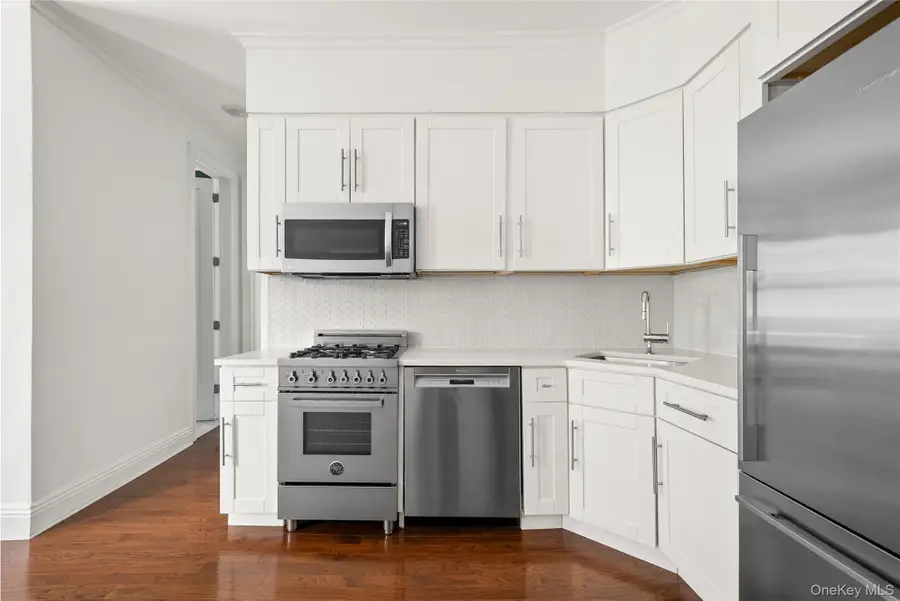 2451 38th Street #7B, Astoria, NY 11103 - Image #3