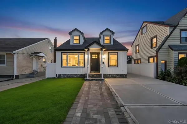 41 Perry Street, Hempstead, NY 11550