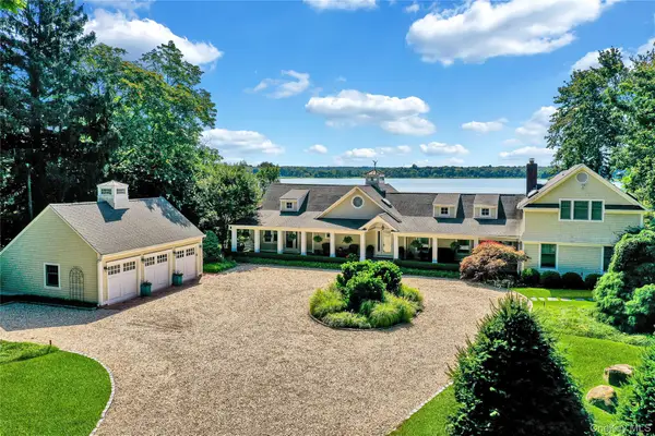 111 Old Field Road, Setauket, NY 11733