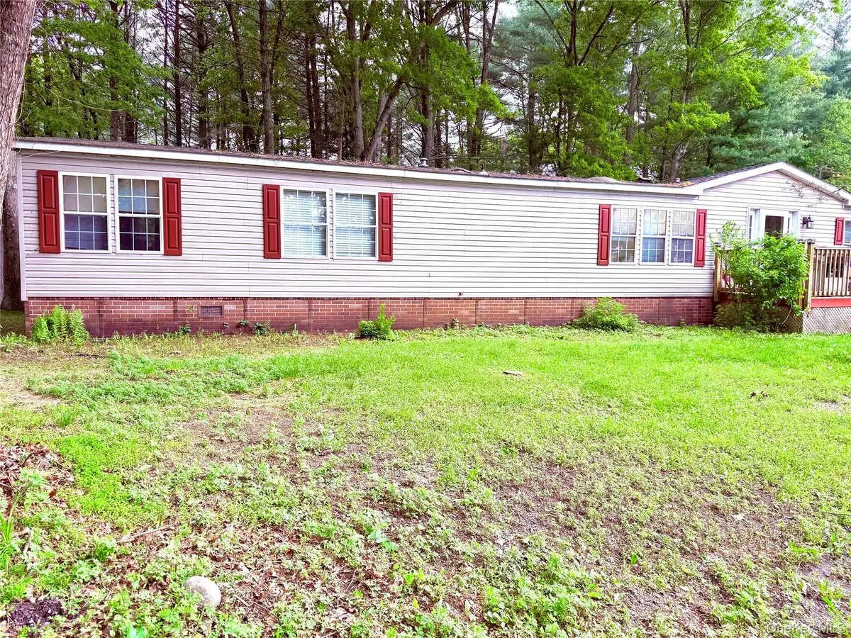 5 Faith Dr, Port Jervis, NY 12771 - Image #1