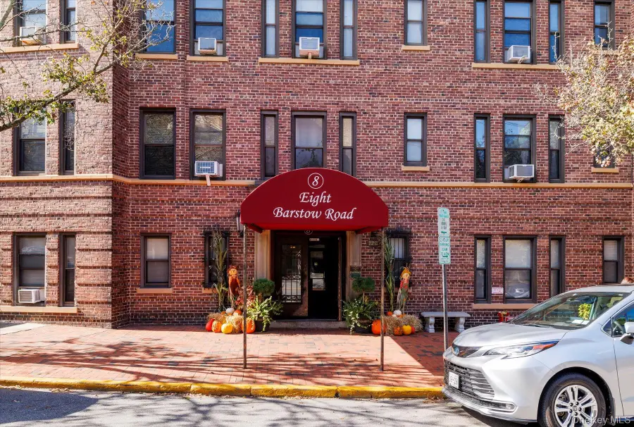 8 Barstow Road #4J, Great Neck, NY 11021 - Image #2