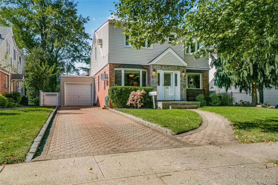 55 Maple Drive, New Hyde Park, NY 11040 - Image #3