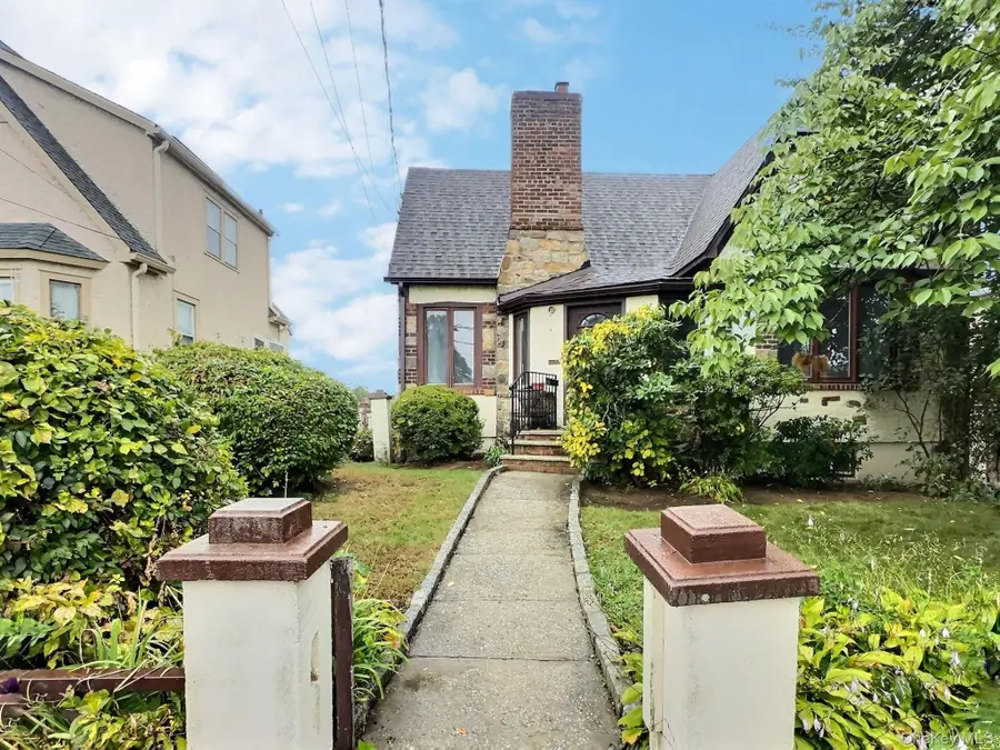 72 Gibson Place, Yonkers, NY 10705 - Image #2